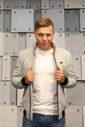 Куртка демісезонна